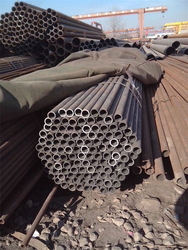 黄冈小口径精密无缝钢管