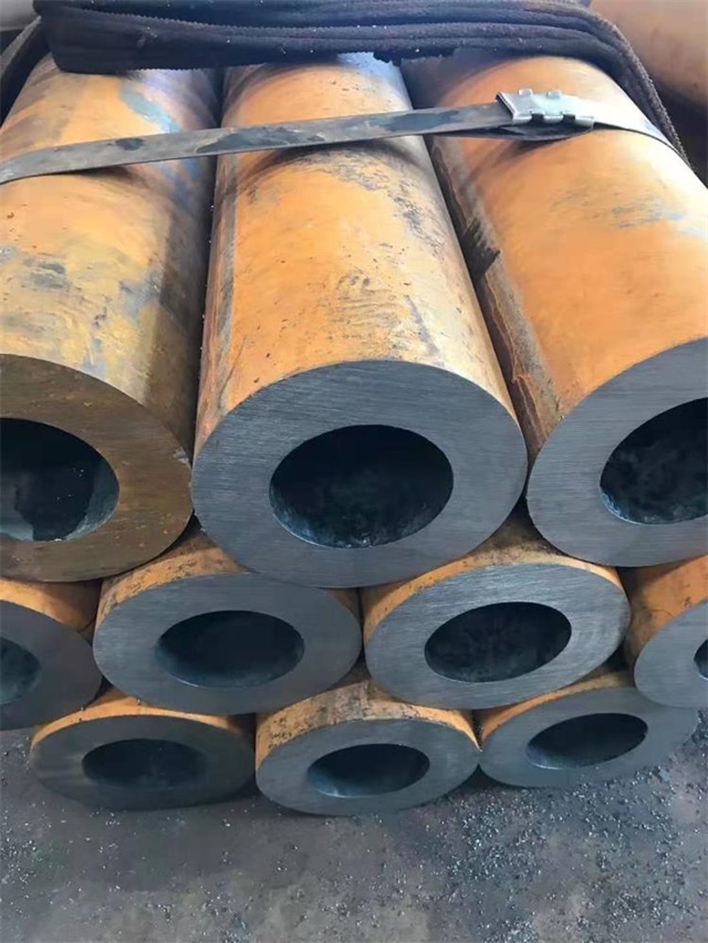 黄冈20号厚壁无缝钢管