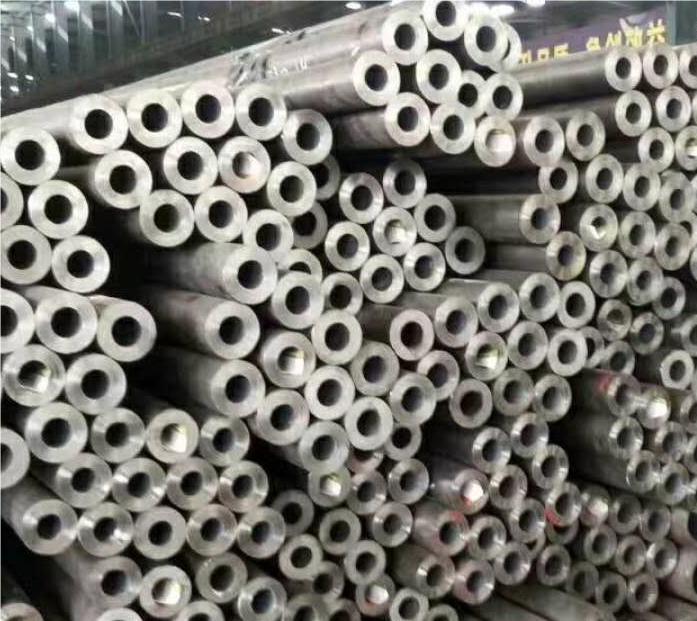 黄冈GB8162结构用无缝钢管