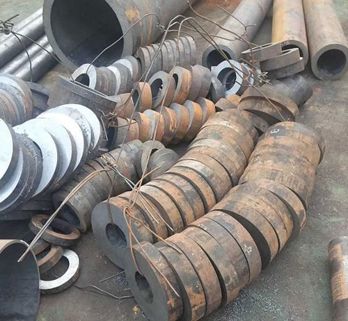 黄冈厚壁合金无缝管切割