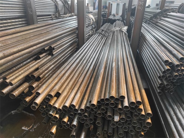 黄冈35CrMo精密无缝钢管