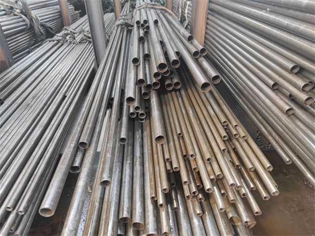 黄冈精密无缝钢管销售处